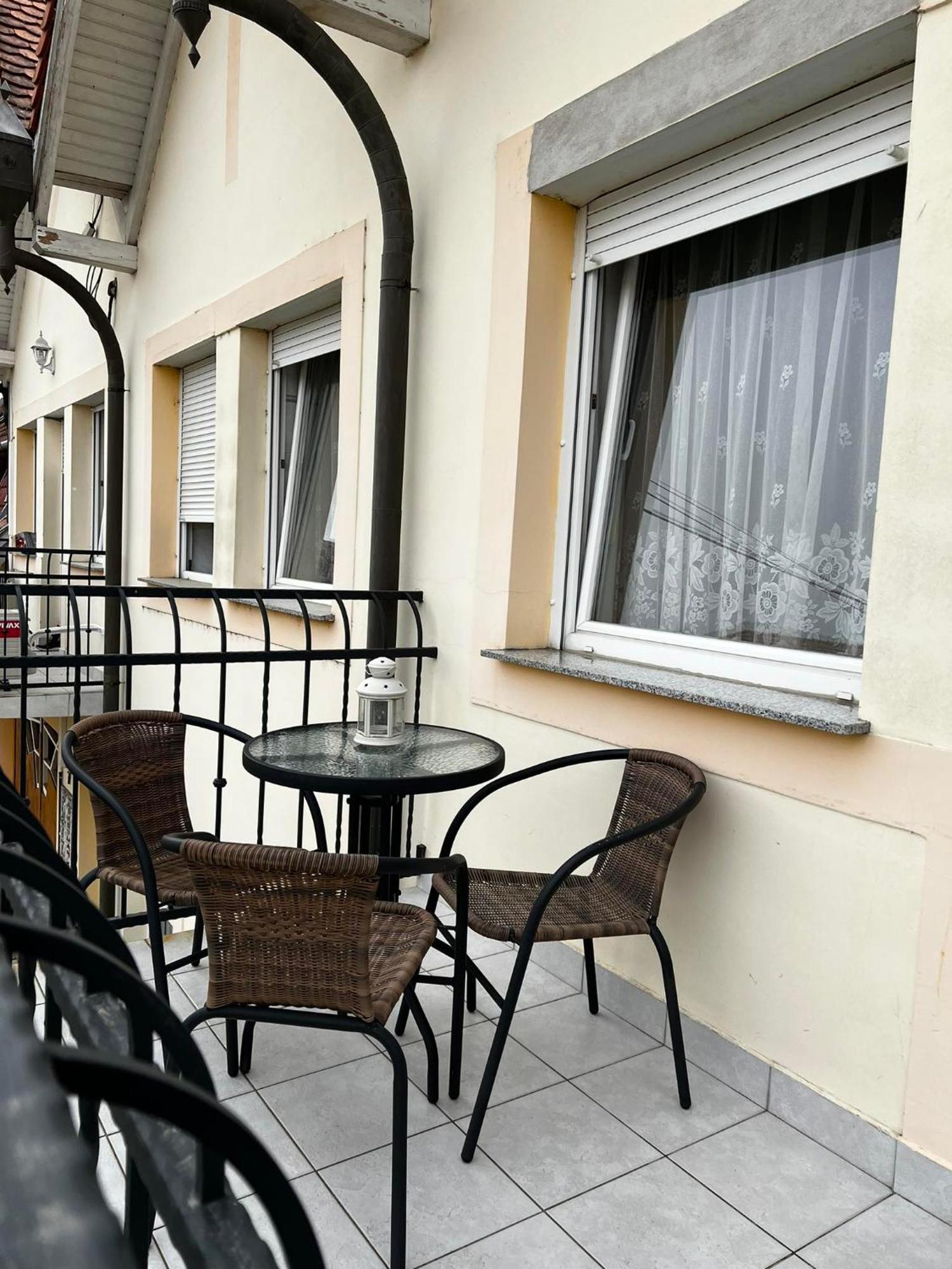 Apartment Revesz Harkany Exterior photo