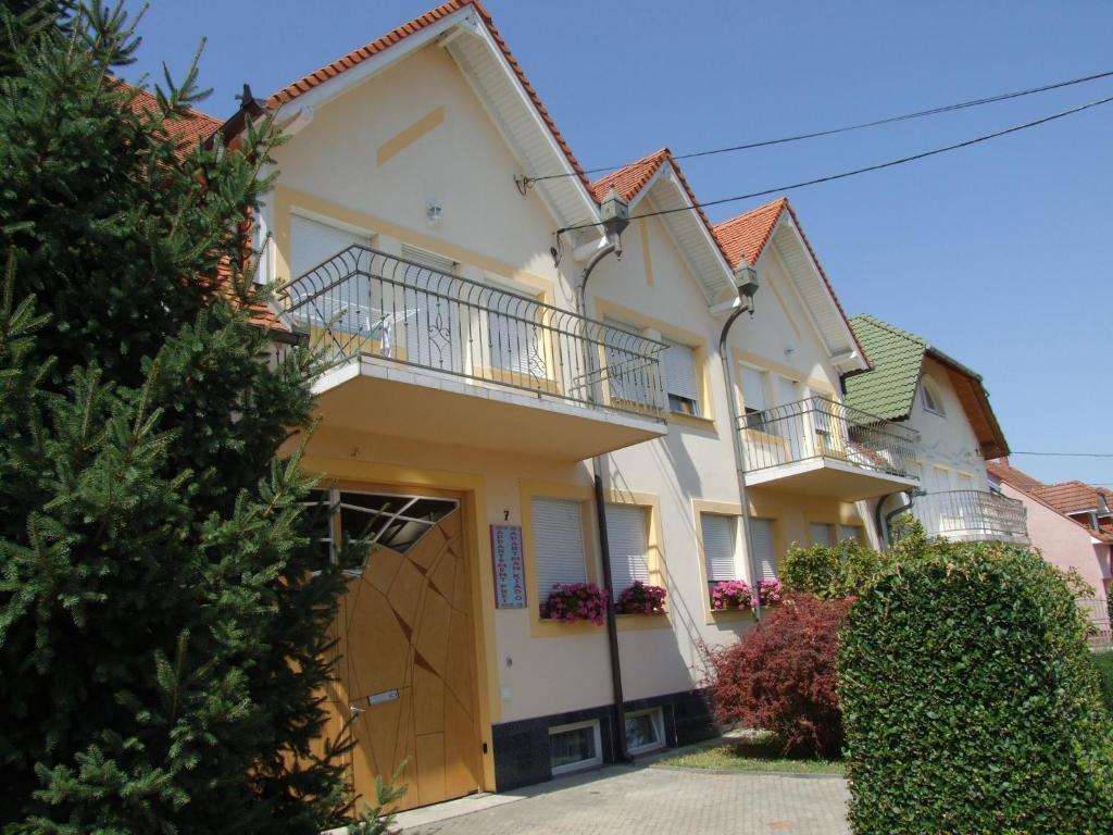 Apartment Revesz Harkany Exterior photo